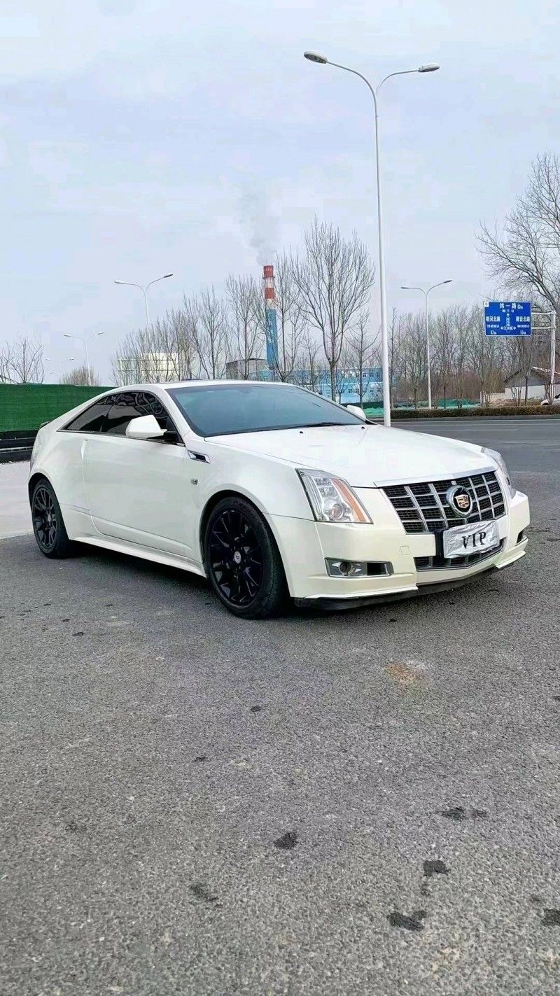 廊坊12年凯迪拉克CTS3
