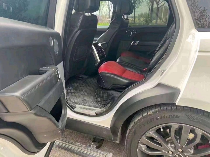 济南17年路虎揽胜运动7