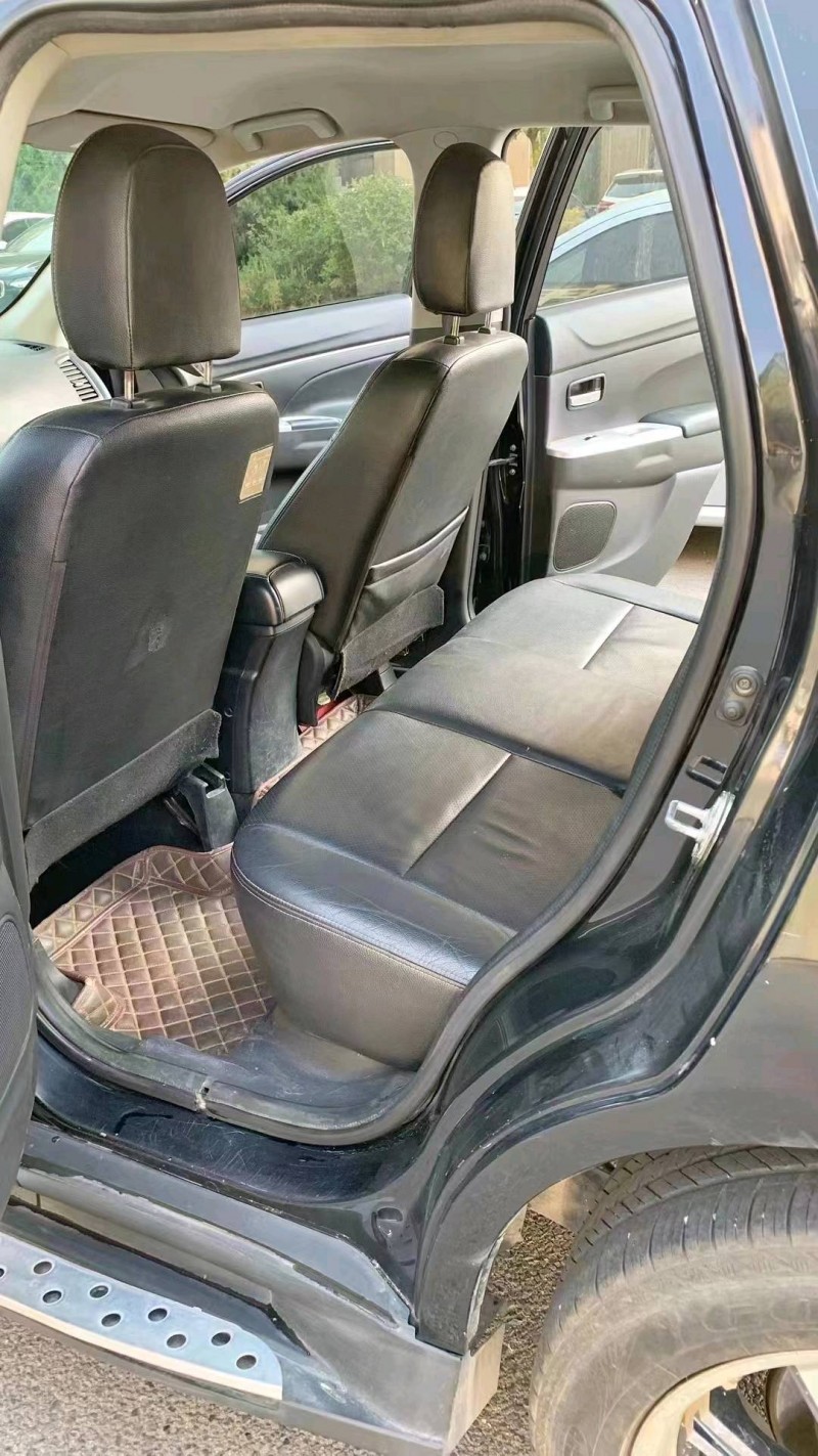 廊坊14年三菱劲炫6