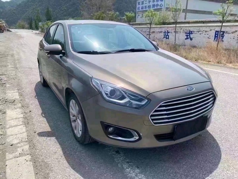 石家庄16年福特福睿斯3