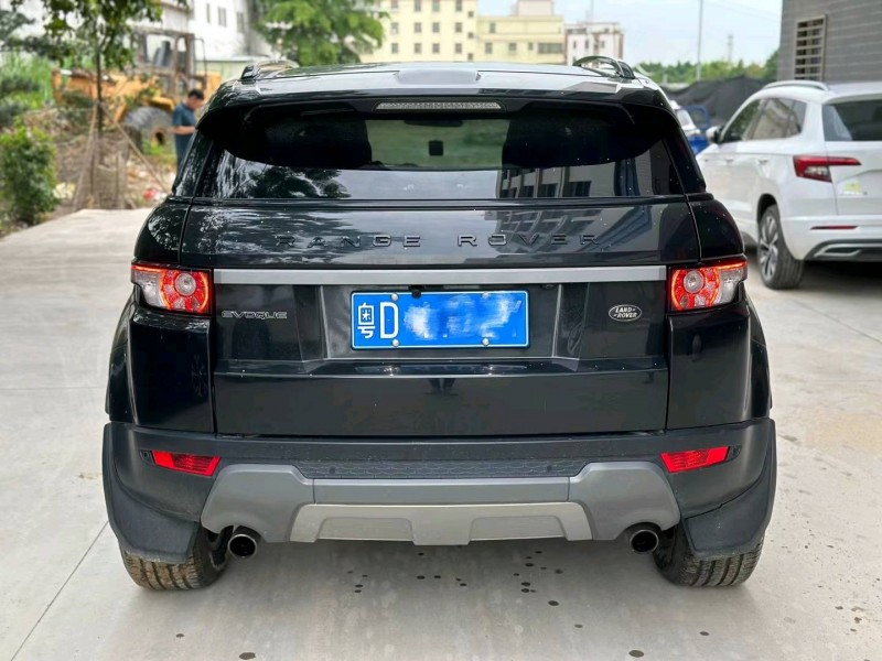 汕头14年路虎极光9