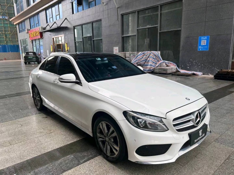 广州17年奔驰C3