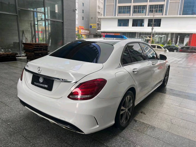 广州17年奔驰C5