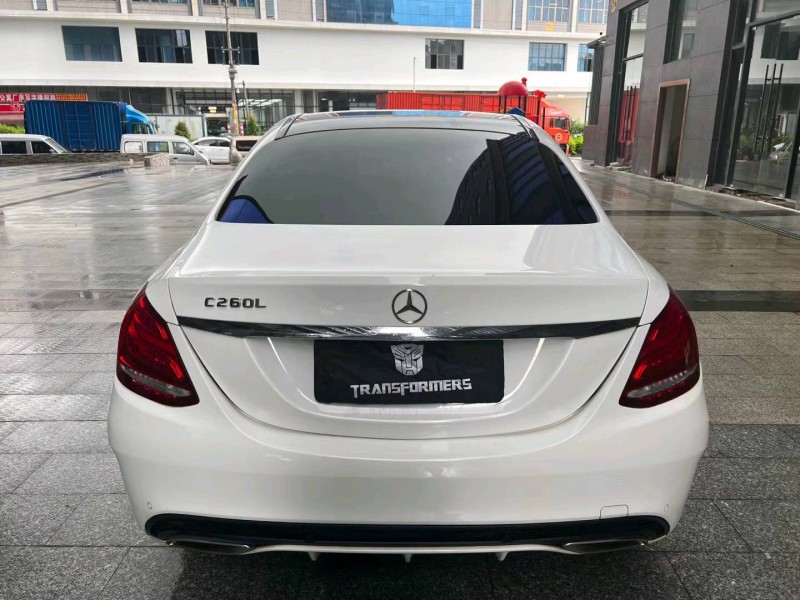 广州17年奔驰C9