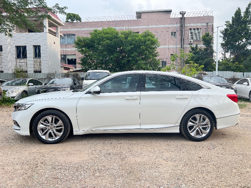 广州20年本田雅阁3