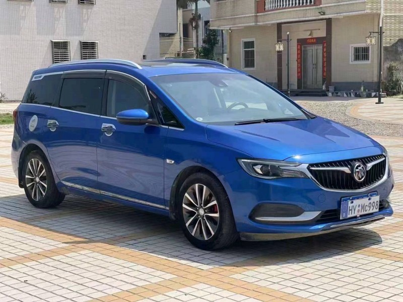 汕头18年别克GL82