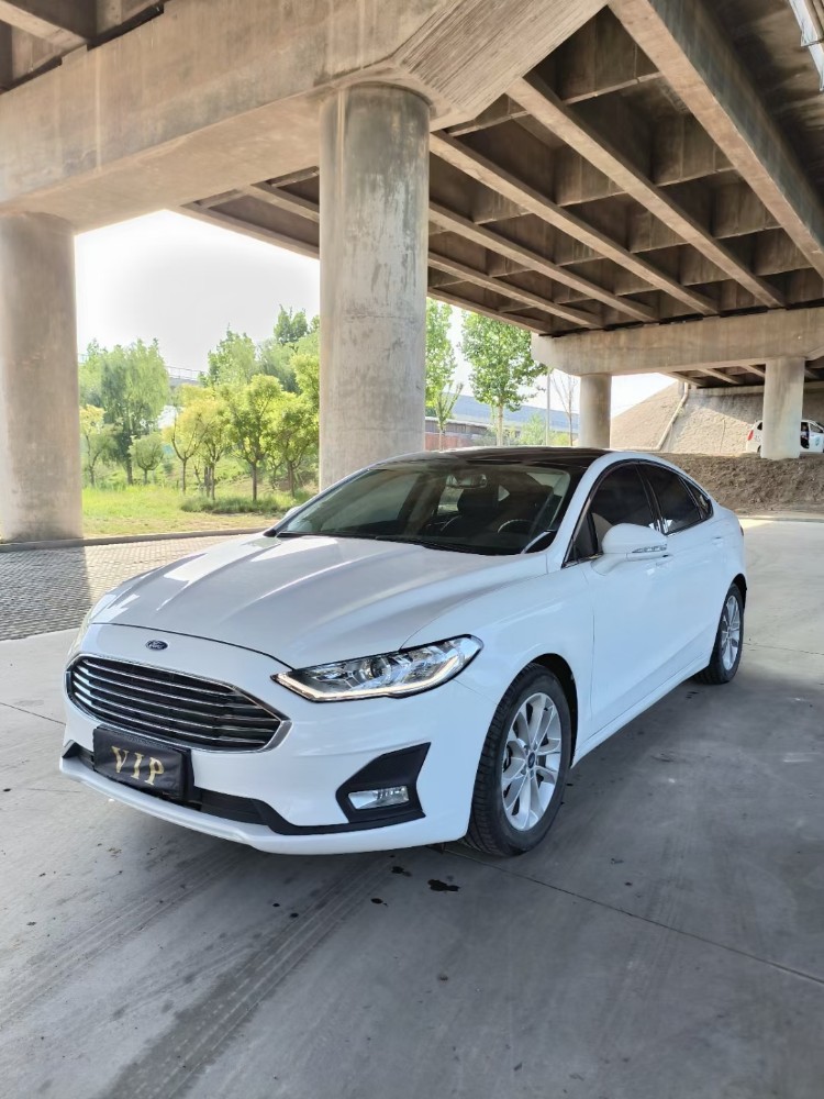 青岛21年福特蒙迪欧2