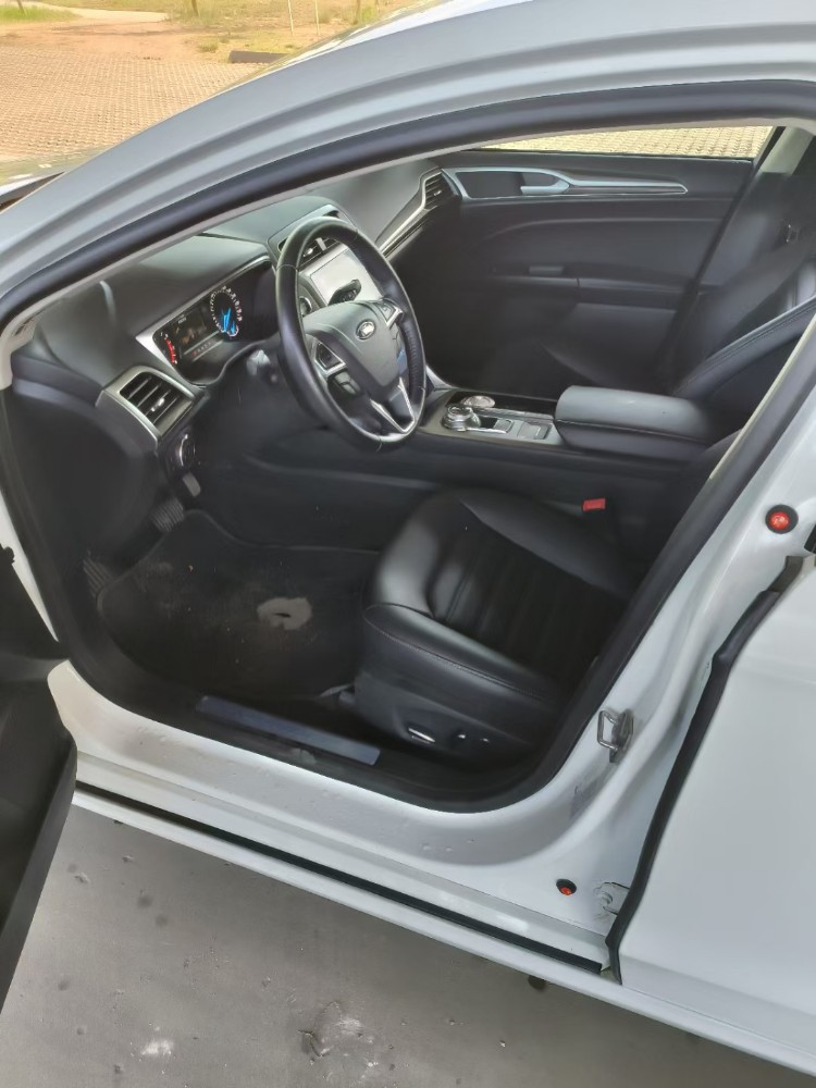 青岛21年福特蒙迪欧4