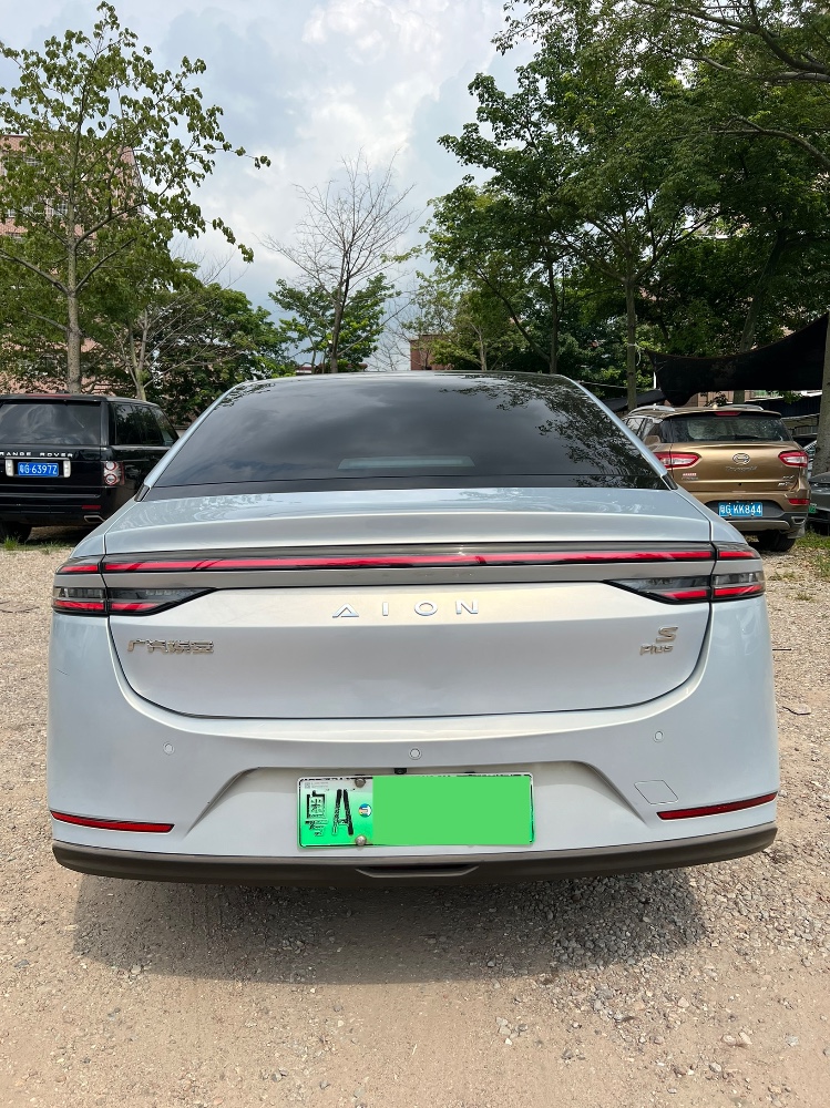 广州22年传祺埃安 PLUS8