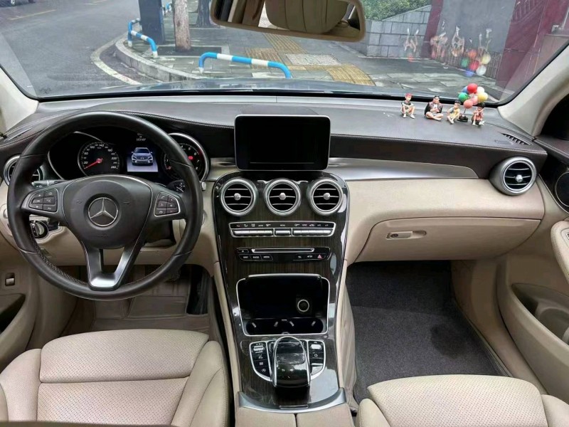 重庆16年奔驰GLC9