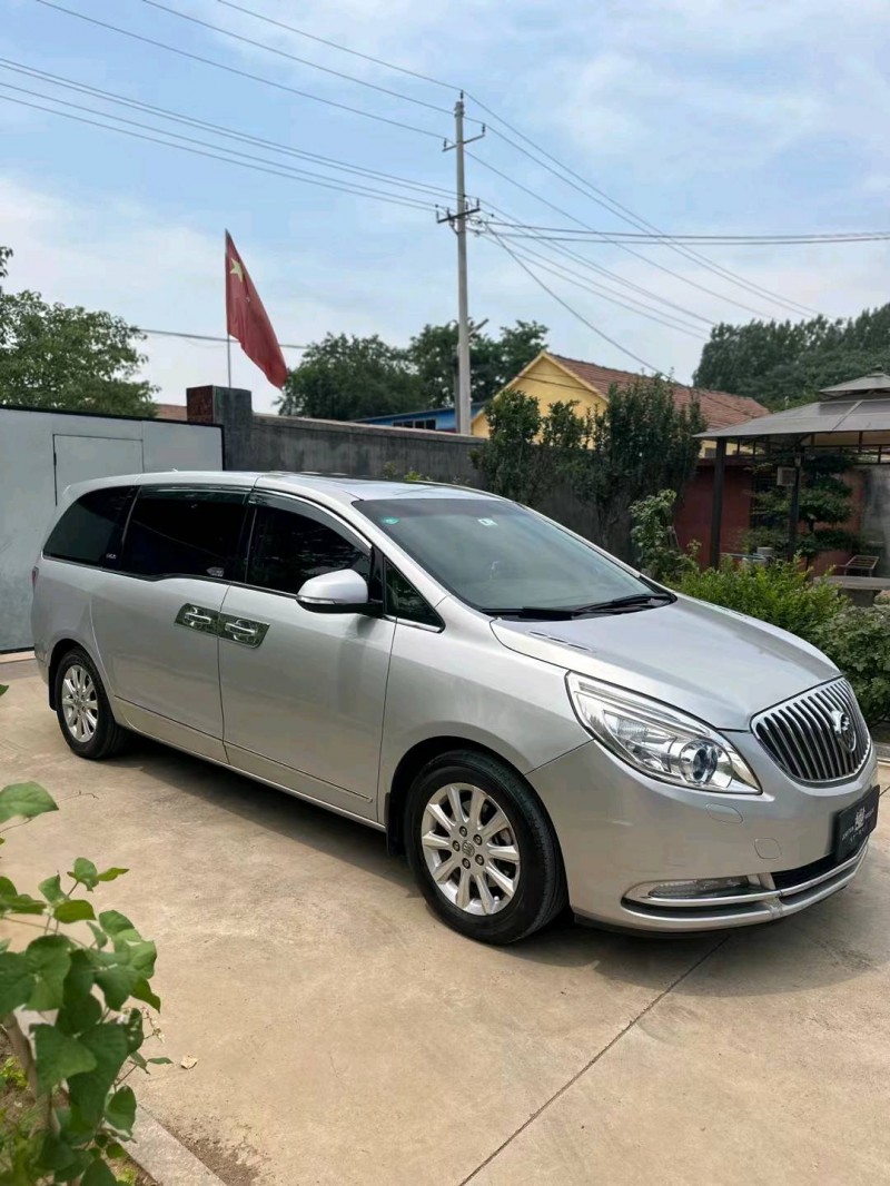 枣庄13年别克GL82