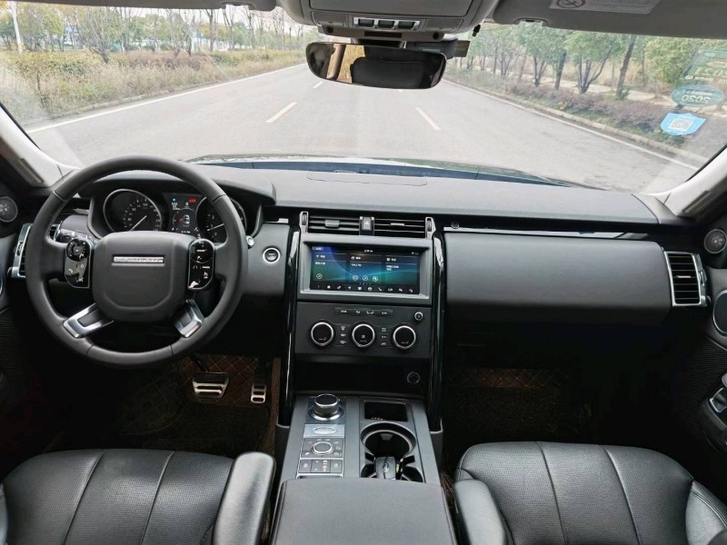 苏州19年路虎发现6