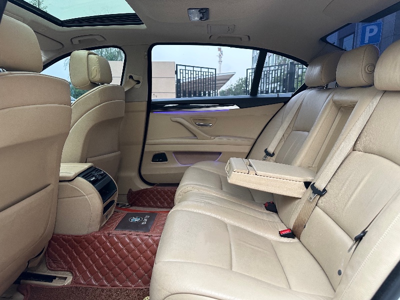 淄博12年宝马5系7