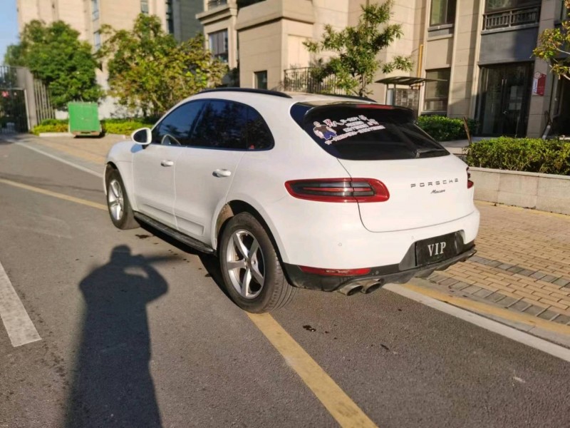 苏州16年保时捷Macan8
