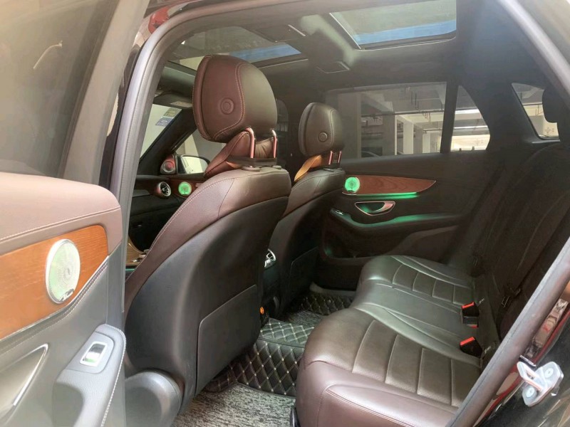 枣庄19年奔驰GLC7