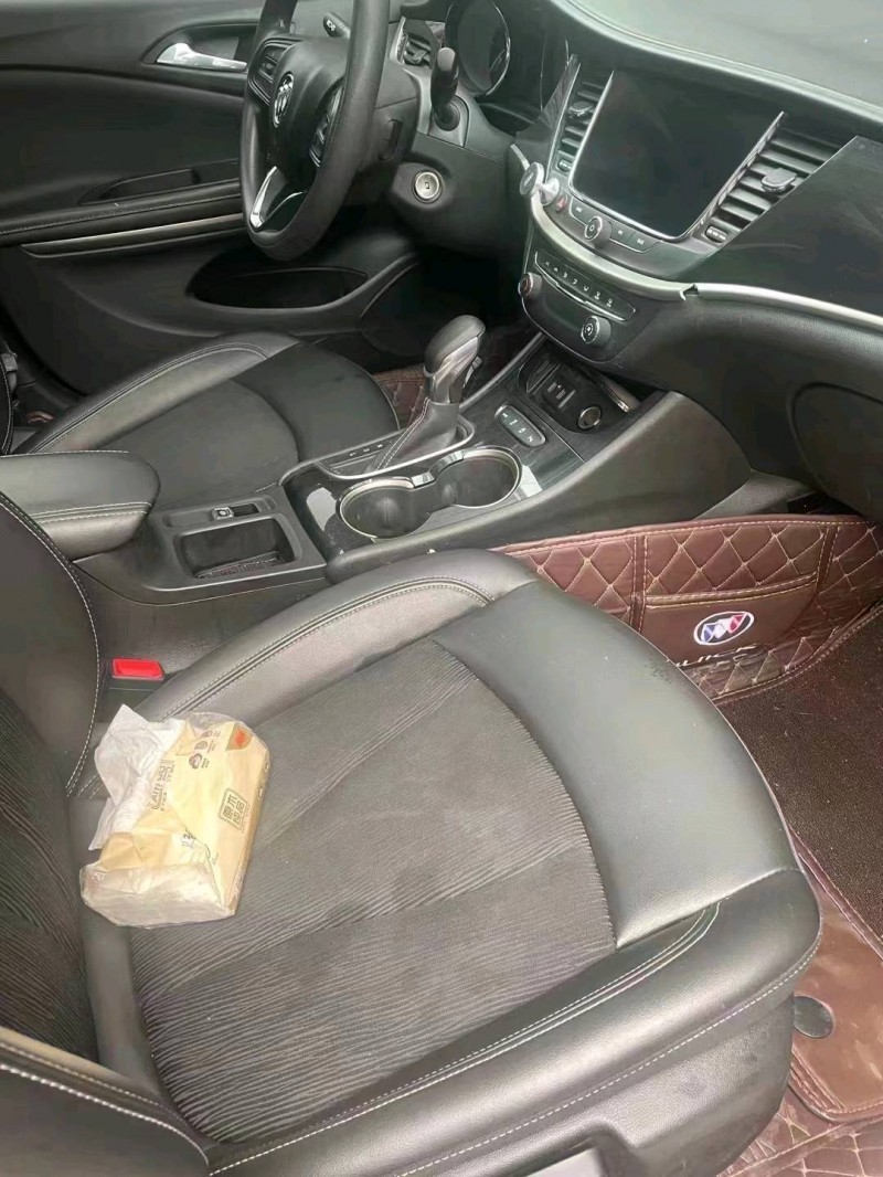 邵阳21年别克威朗4