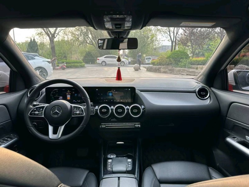 青岛21年奔驰GLA7