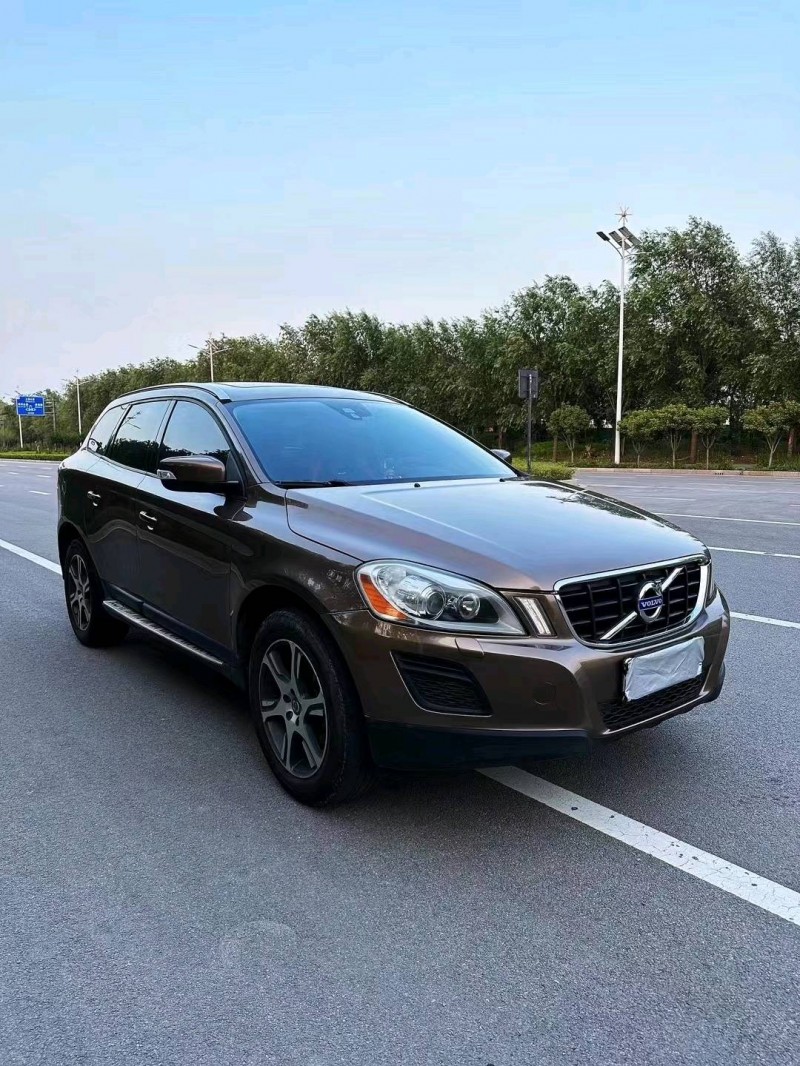 枣庄12年沃尔沃XC602