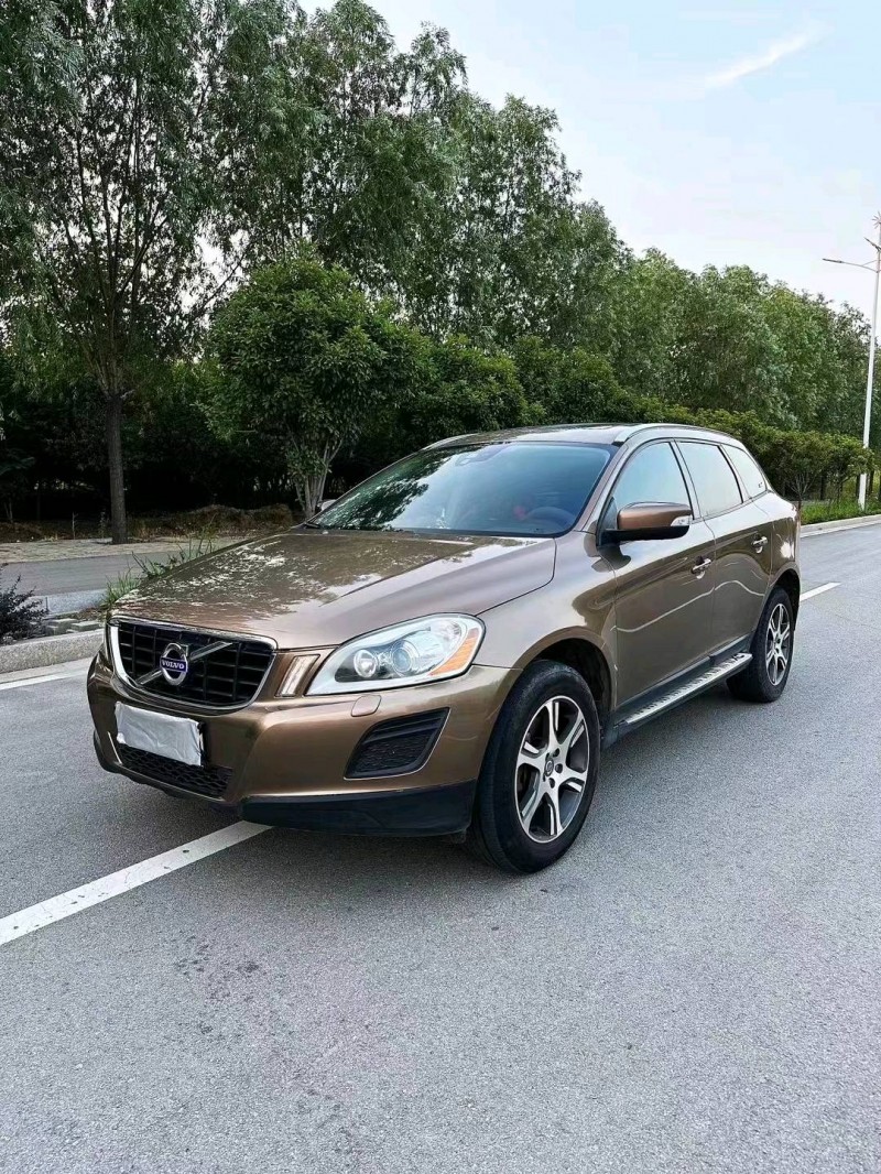 枣庄12年沃尔沃XC603