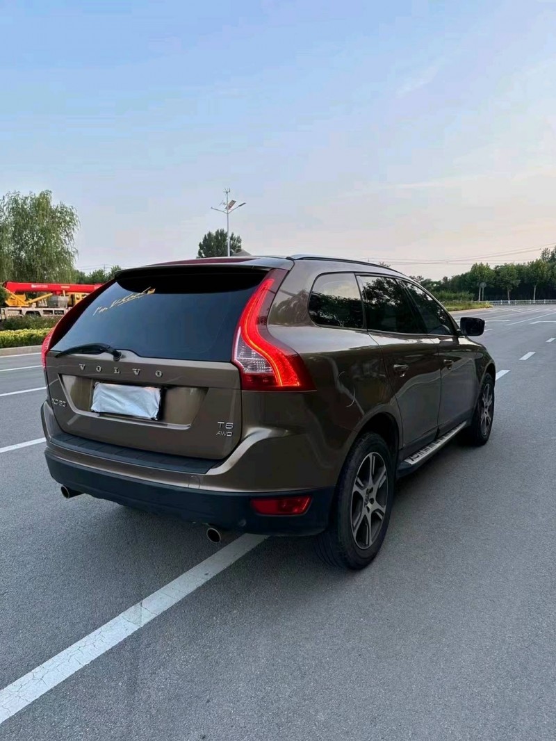 枣庄12年沃尔沃XC609