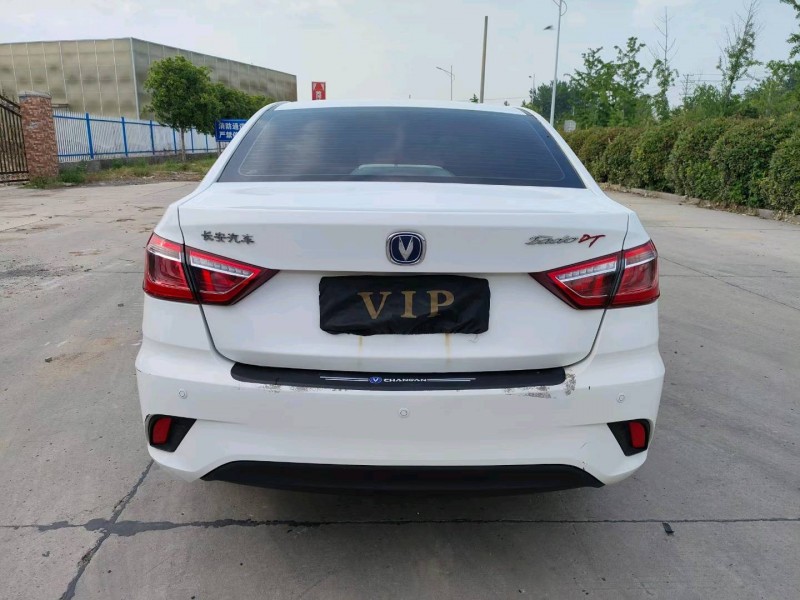 徐州18年长安汽车逸动9