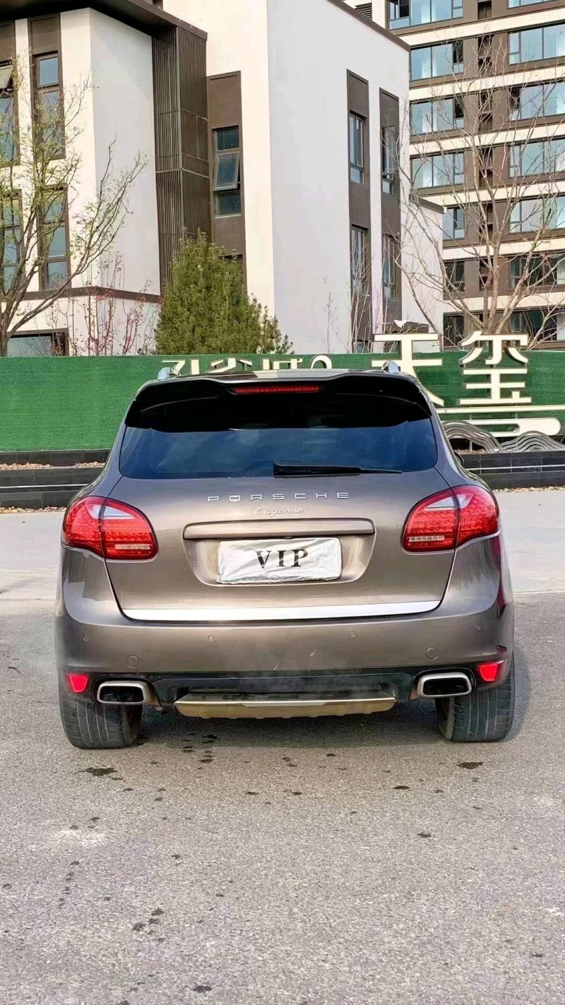 廊坊12年保时捷卡宴9