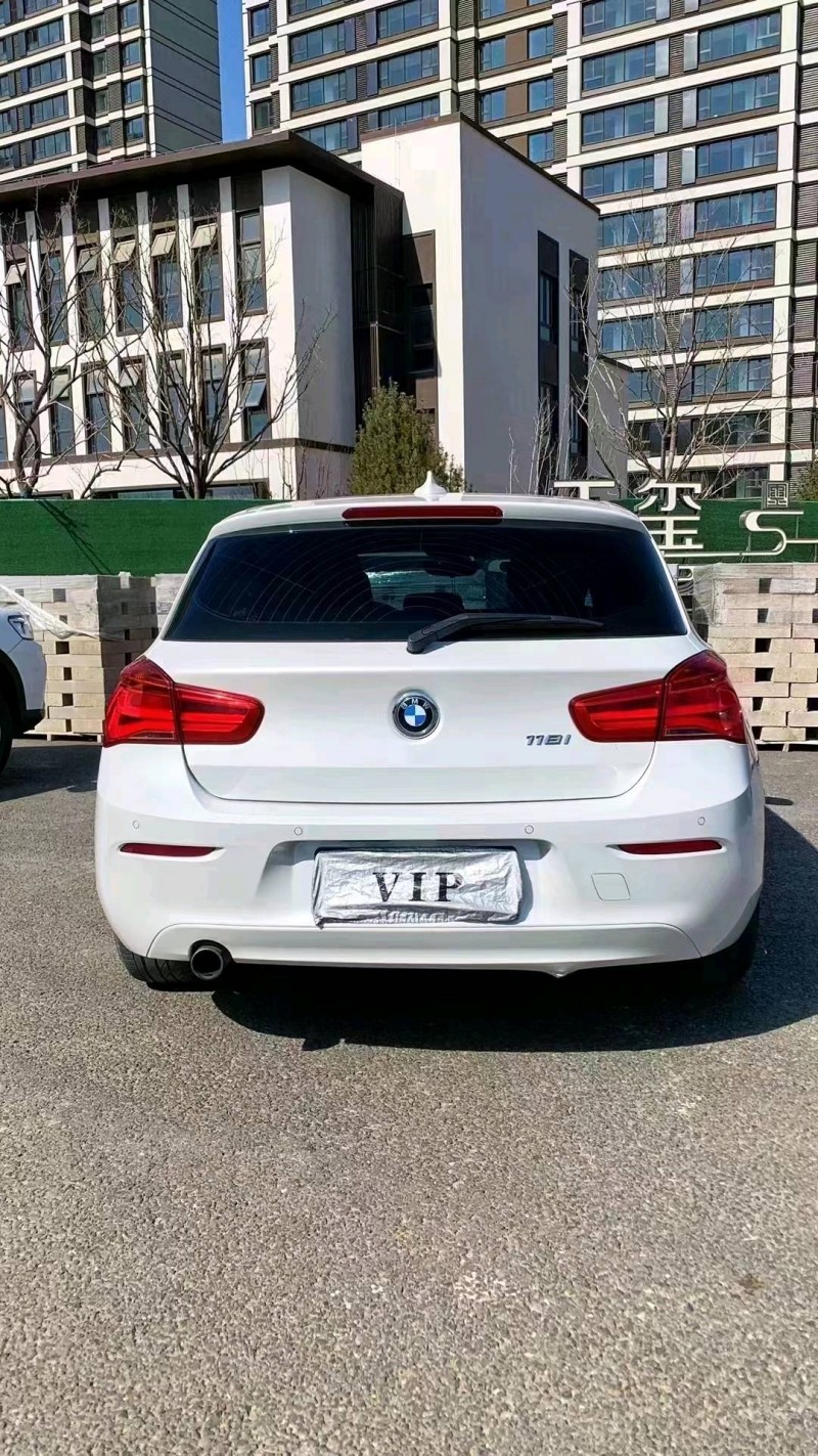 廊坊17年宝马1系9