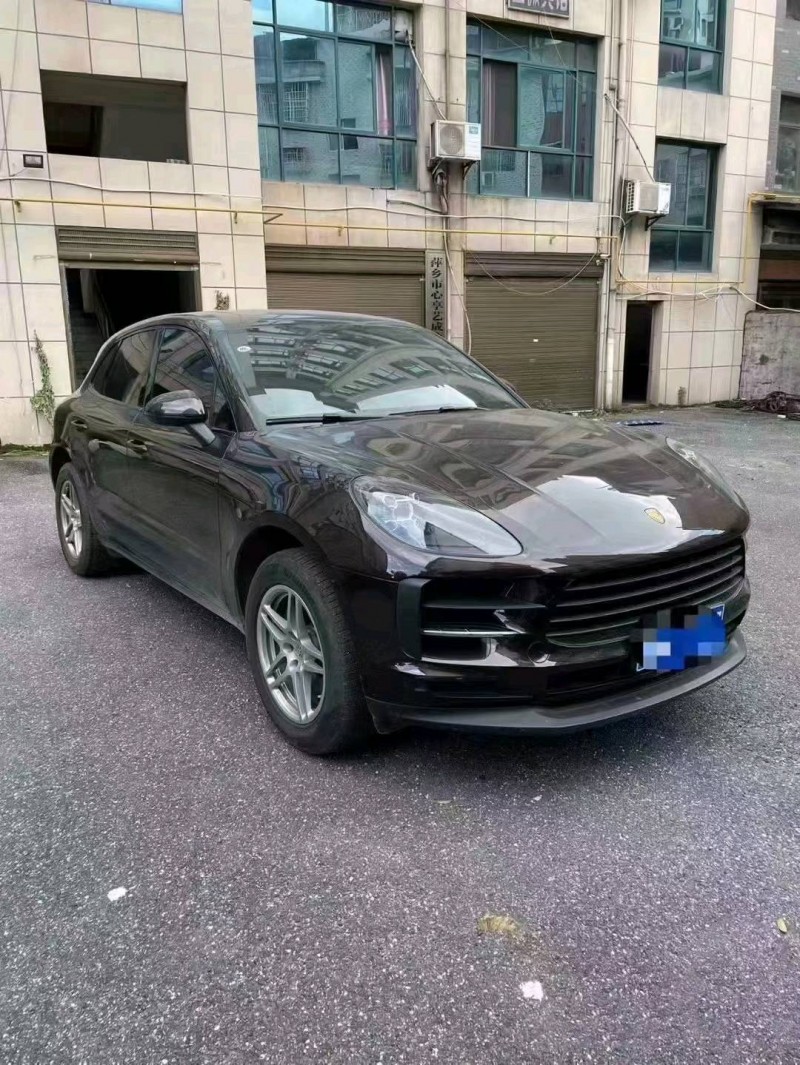 珠海20年保时捷Macan5