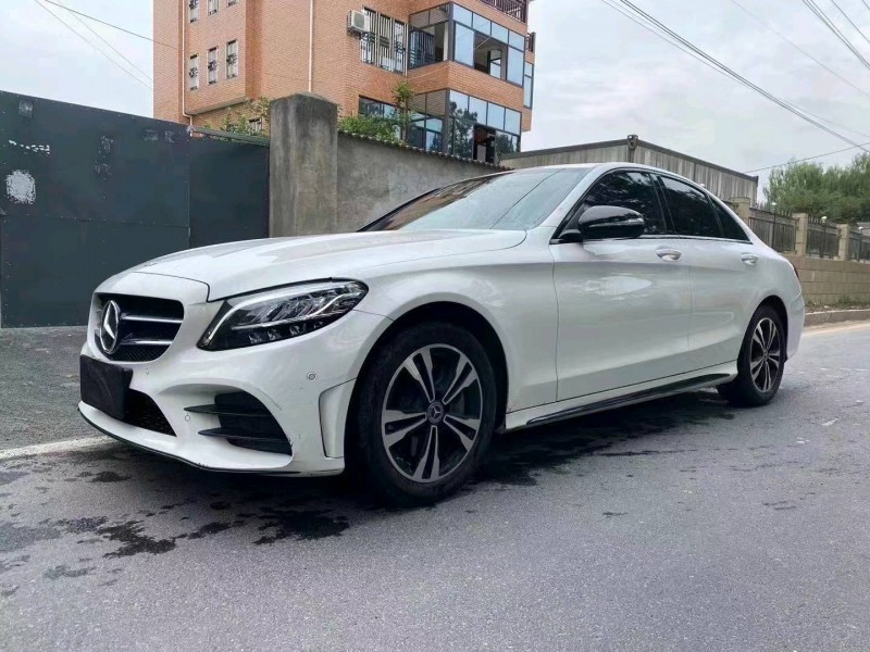 嘉兴19年奔驰C2