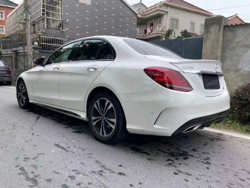 嘉兴19年奔驰C8