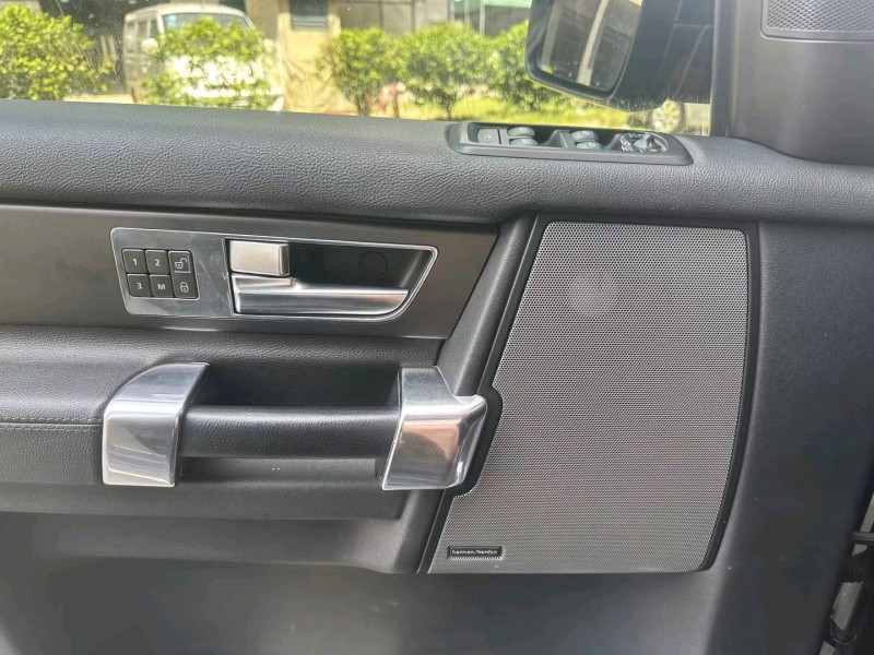 广州13年路虎发现7