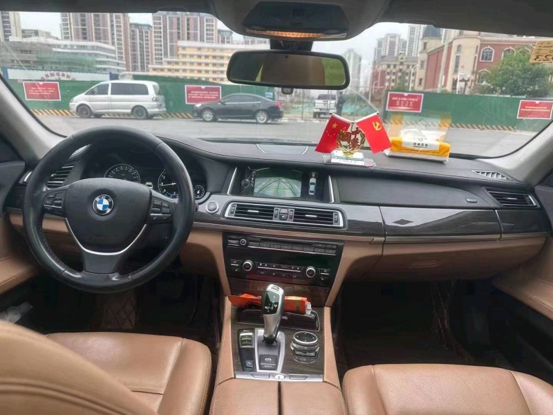 宜昌14年宝马7系5