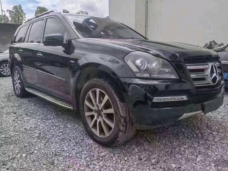 重庆12年奔驰GL9