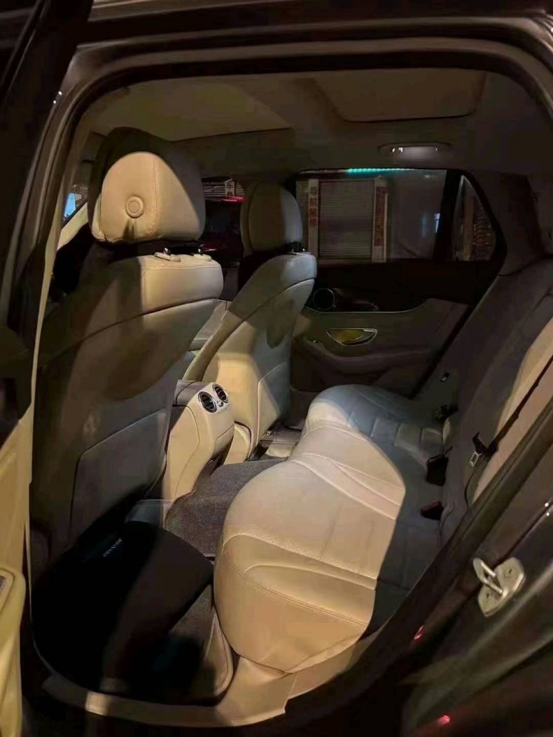 重庆16年奔驰GLC7