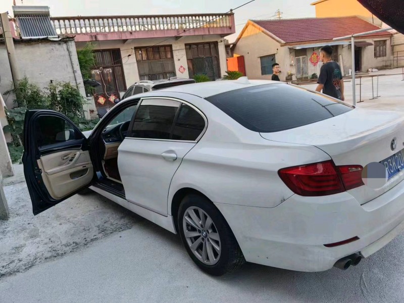 济南12年宝马5系5