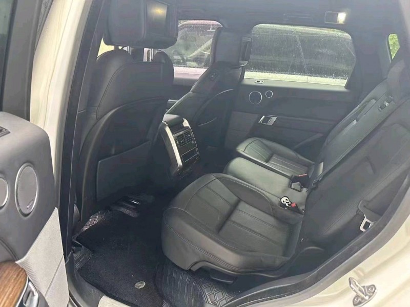 湖州19年路虎揽胜运动6