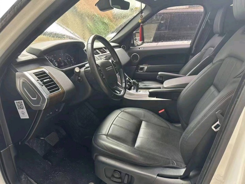 湖州19年路虎揽胜运动8