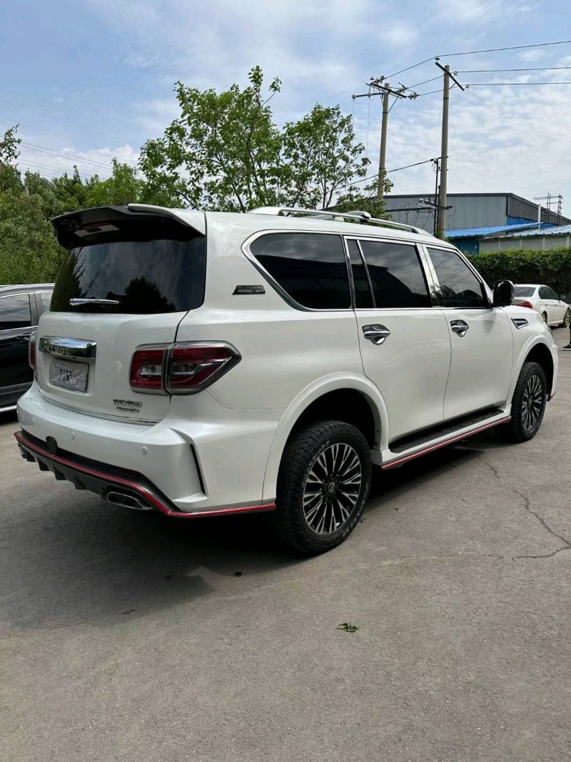 沈阳17年日产途乐8