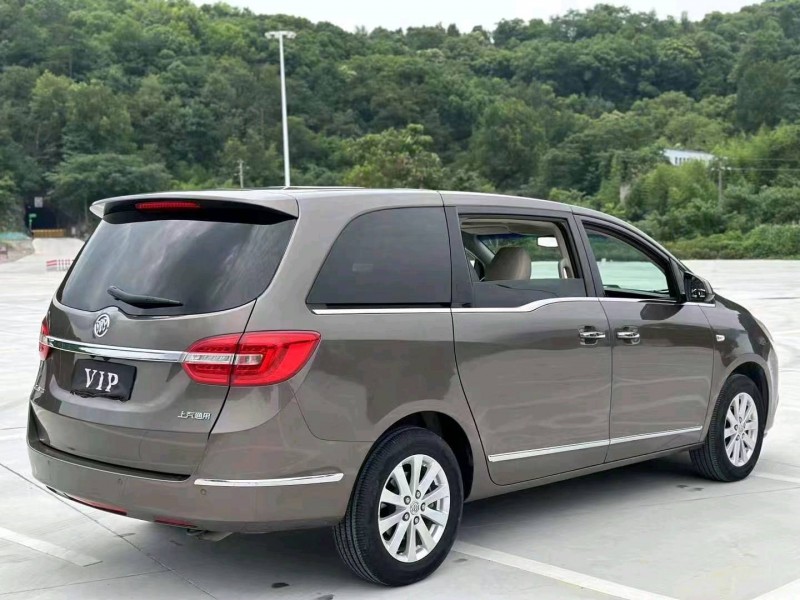 湖州19年别克GL84