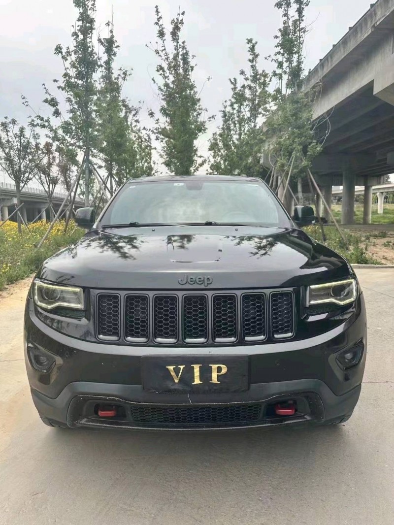 枣庄15年Jeep大切诺基1