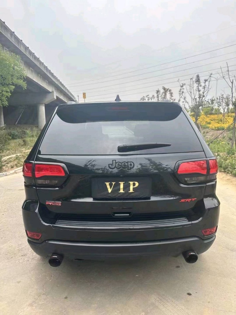 枣庄15年Jeep大切诺基5