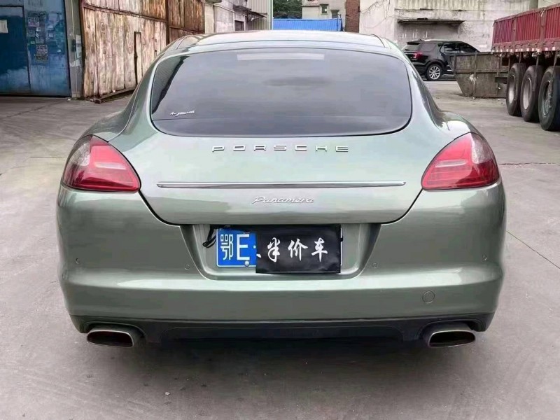珠海10年保时捷帕拉梅拉9