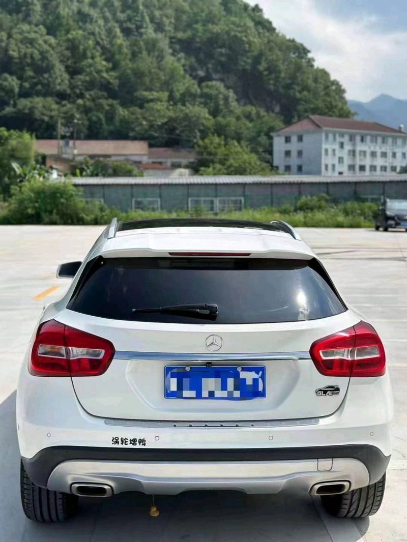 寧波16年奔馳GLA9