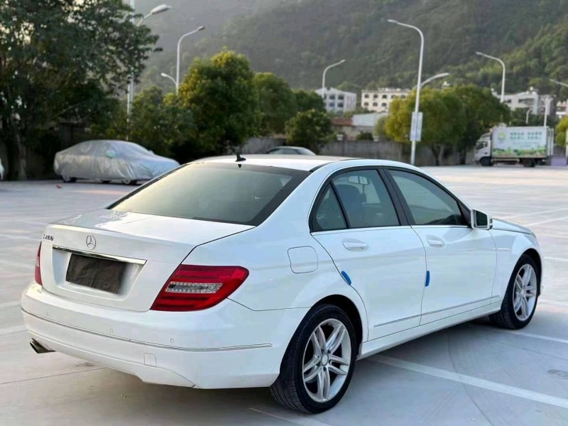 嘉兴13年奔驰C4
