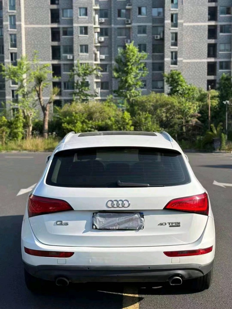 嘉兴15年奥迪Q53