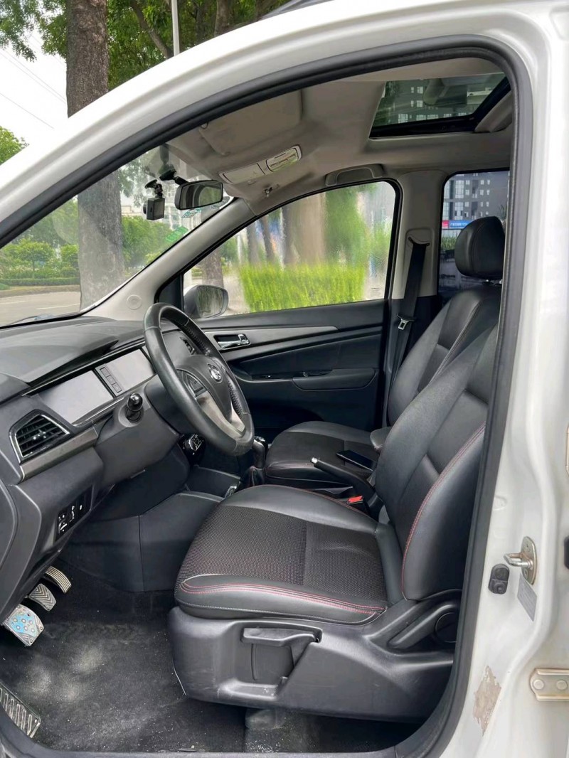 东莞17年长安汽车欧尚4