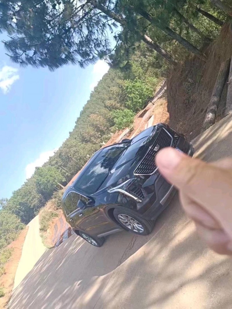 遵義19年凱迪拉克XT43