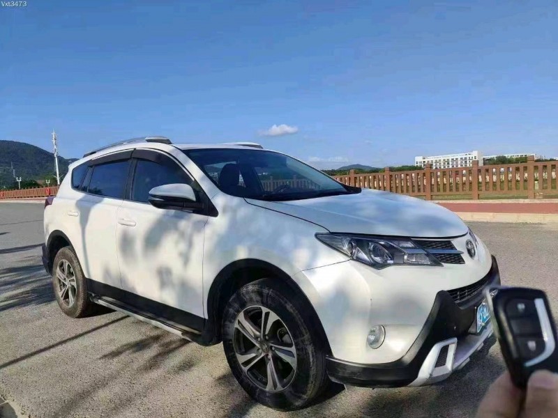 珠海16年丰田RAV4荣放2