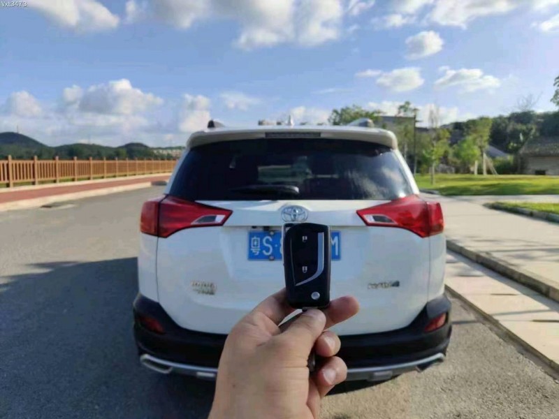 珠海16年丰田RAV4荣放5