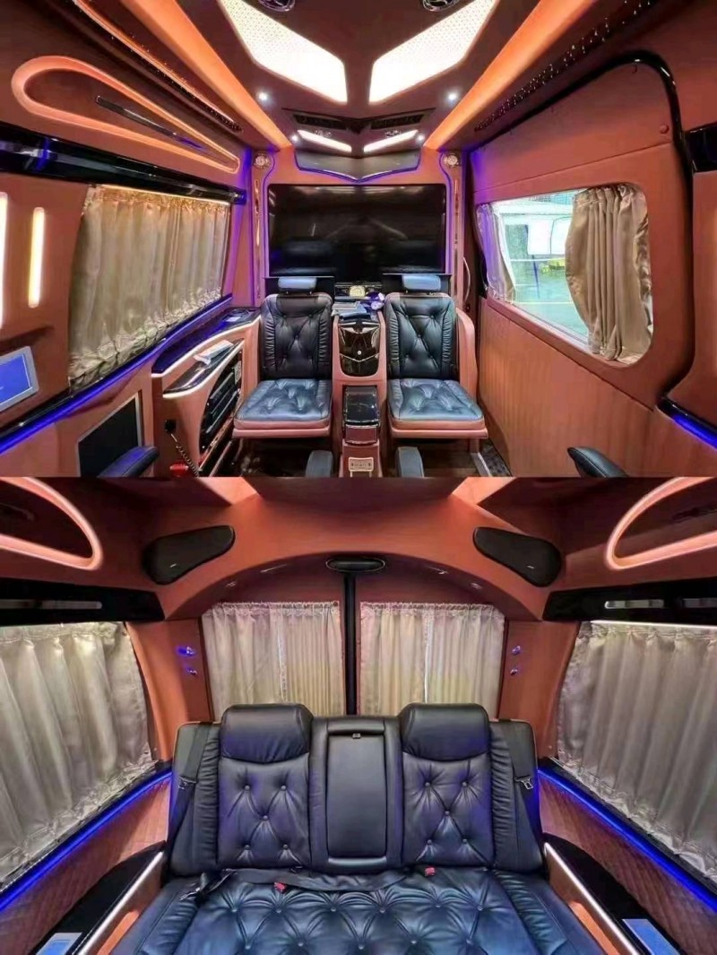 汕头18年奔驰斯宾特8